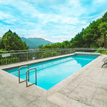 Tessa&aurora - Incredible View & Pool With Parking Apartment